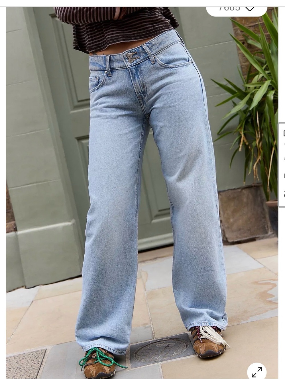 Levi’s super low Light Blue Wide Leg Women’s Jeans